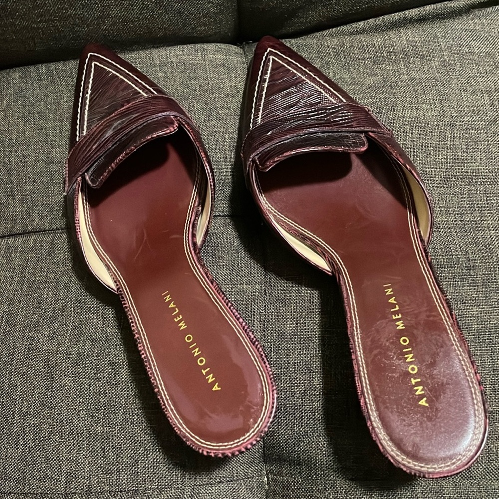 Antonio Melani - size 7.5 - snake print slide in mules